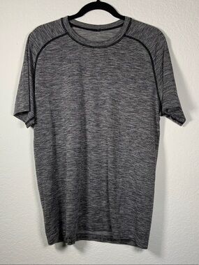 lululemon athletica Metal Vent Tech SS Shirt